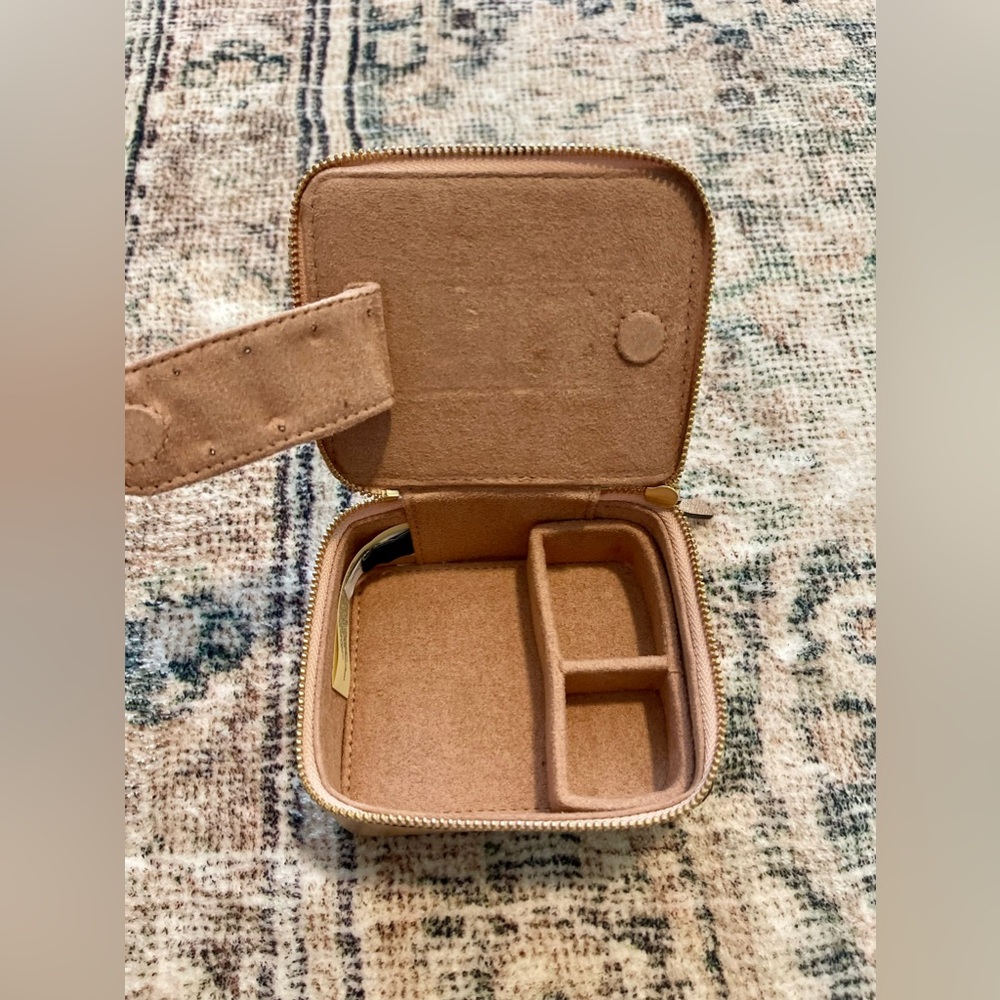 Kate Spade Gold Jewelry Box - Picture 11 of 13